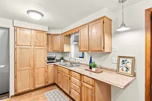 1729 Beryl Dr, Pittsburgh, PA 15227 - Photo 12
