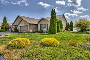 501 Kristi Dr, Hempfield Township, PA 15601 - Photo 2
