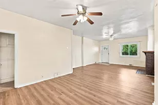 776 Hazelwood Ave, Pittsburgh, PA 15217 - Photo 12