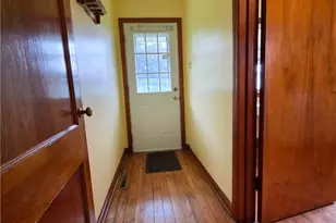 42 S Crescent Ave, Hermitage, PA 16148 - Photo 36