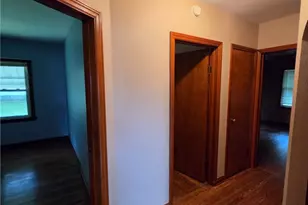 42 S Crescent Ave, Hermitage, PA 16148 - Photo 18
