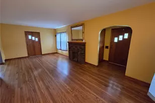 42 S Crescent Ave, Hermitage, PA 16148 - Photo 8