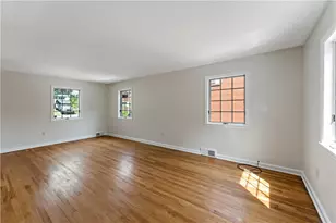 2027 Jacob St, Pittsburgh, PA 15226 - Photo 12