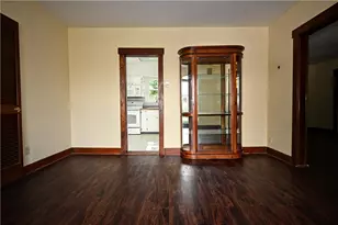 910 Elmwood St, Port Vue, PA 15133 - Photo 14