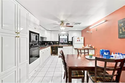 705 Broadway Ave, Stowe Township, PA 15136 - Photo 6