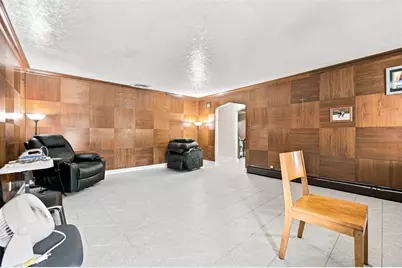 705 Broadway Ave, Stowe Township, PA 15136 - Photo 20