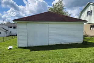 214 Perry St, Punxsutawney Area School District, PA 15767 - Photo 14