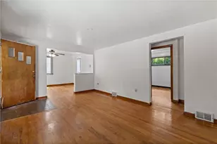 1818 Oakhurst St, Pittsburgh, PA 15210 - Photo 14