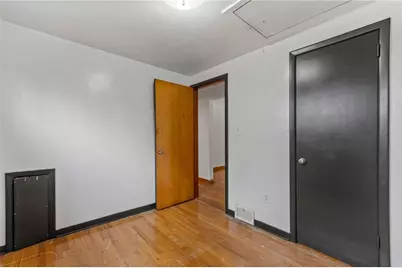 1818 Oakhurst St, Pittsburgh, PA 15210 - Photo 16