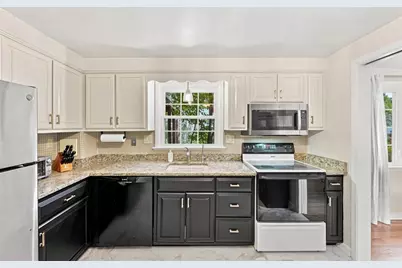 139 Maryland Dr, Carnegie, PA 15106 - Photo 12