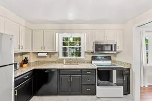 139 Maryland Dr, Scott Township, PA 15106 - Photo 12