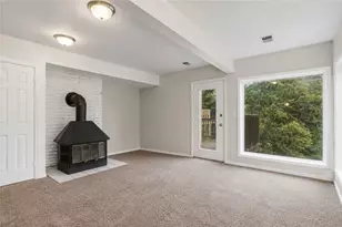 1685 Perrysville Ave, Pittsburgh, PA 15212 - Photo 12