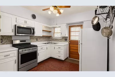 525 Walnut Street, Vandergrift, PA 15690 - Photo 8