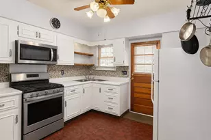 525 Walnut St, Vandergrift, PA 15690 - Photo 8