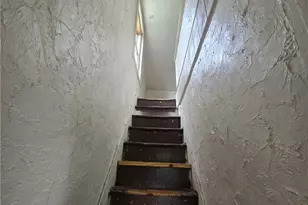 932 Excelsior St, Pittsburgh, PA 15210 - Photo 10