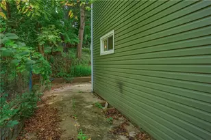 231 Rinne St, Pittsburgh, PA 15210 - Photo 10