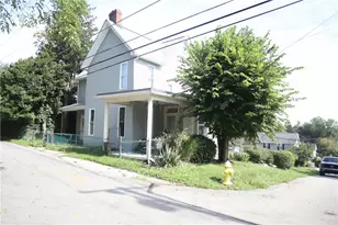 42 Pennsylvania Ave, California, PA 15419 - Photo 2
