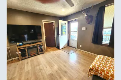 817 John St, Smith Township, PA 15054 - Photo 6
