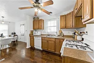 3563 Churchview Ave, Pittsburgh, PA 15236 - Photo 10