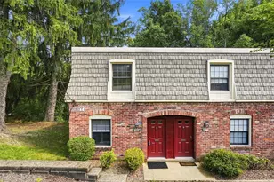 826 Carriage Cir, Pittsburgh, PA 15205 - Photo 1
