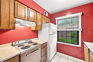 826 Carriage Cir, Pittsburgh, PA 15205 - Photo 10