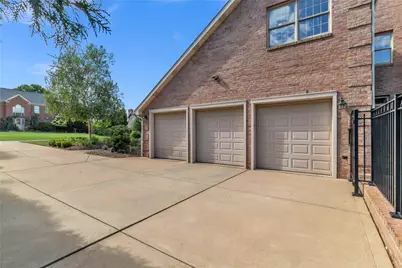 313 Stettler Dr, Jefferson Hills, PA 15025 - Photo 36