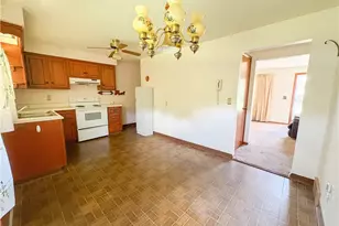 420 Hillview Dr, Upper Burrell, PA 15068 - Photo 8