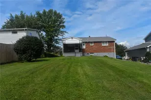 420 Hillview Dr, Upper Burrell, PA 15068 - Photo 4