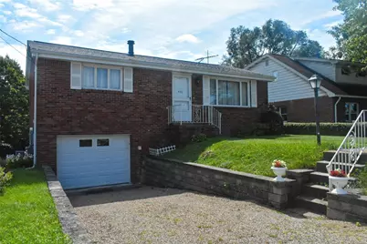 420 Hillview Dr, Upper Burrell, PA 15068 - Photo 2