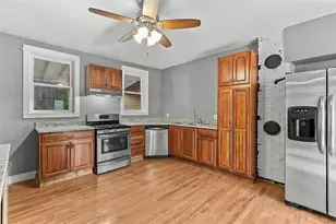 2034 Ley St, Pittsburgh, PA 15212 - Photo 10