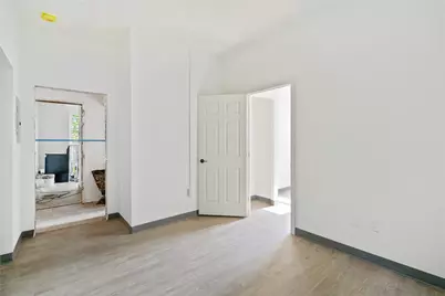 1115 6th Ave, Beaver Falls, PA 15010 - Photo 2