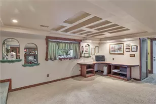 708 Regency Dr, Pittsburgh, PA 15239 - Photo 20