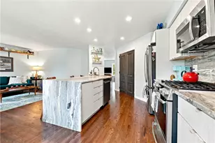 148 Shadow Ridge Dr, Harmar, PA 15238 - Photo 4