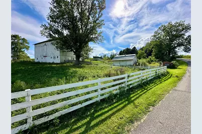 571 Lake Road, Wilmington Township, PA 16156 - Photo 6