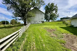 571 Lake Rd, Wilmington Township, PA 16156 - Photo 8