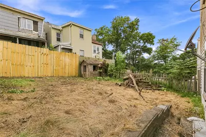 920 Freeland St, Pittsburgh, PA 15210 - Photo 22