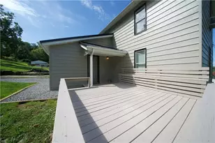 240 Roosevelt St, North Franklin Township, PA 15301 - Photo 6