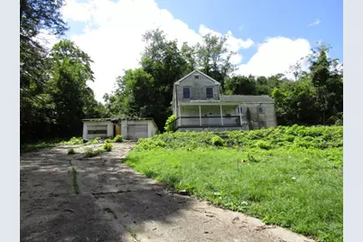 63 Petunia St, Pittsburgh, PA 15210 - Photo 2