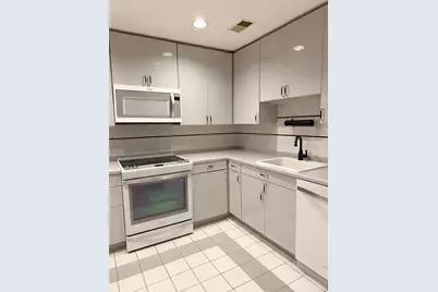 425 N Neville St #103, Pittsburgh, PA 15213 - Photo 4