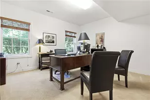 150 Green Commons Dr, Scott Township, PA 15243 - Photo 24
