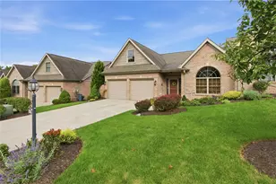 150 Green Commons Dr, Scott Township, PA 15243 - Photo 26