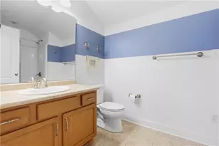 150 Green Commons Dr, Scott Township, PA 15243 - Photo 18