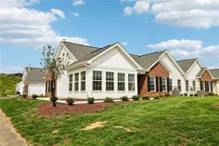 2022 Santypal Dr, Jackson Township, PA 16033 - Photo 4
