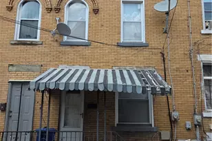 4 Edith Pl, Pittsburgh, PA 15213 - Photo 1