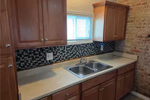 4 Edith Pl, Pittsburgh, PA 15213 - Photo 8