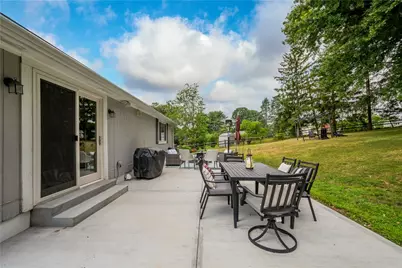 2760 Ravenwood Dr, South Fayette, PA 15017 - Photo 8