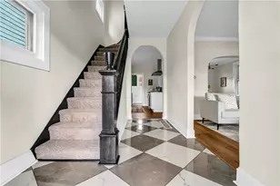 736 Market St, Bridgewater, PA 15009 - Photo 2