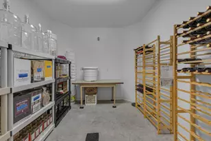 247 Patriot Ln, Economy, PA 15042 - Photo 32