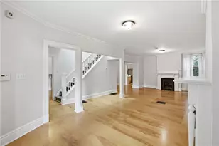 4 Clarendon Pl, Friendship Park, PA 15206 - Photo 8