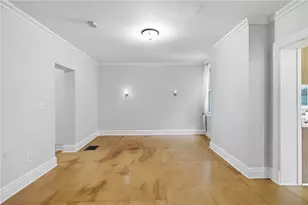 4 Clarendon Pl, Friendship Park, PA 15206 - Photo 10